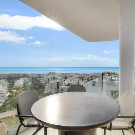 Lejlighed Elegant In Higueron With Stunning Sea Views