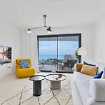 アパート Elegant In Higueron With Stunning Sea Views