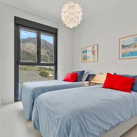 Apartment Elegant In Higueron With Stunning Sea Views Fuengirola