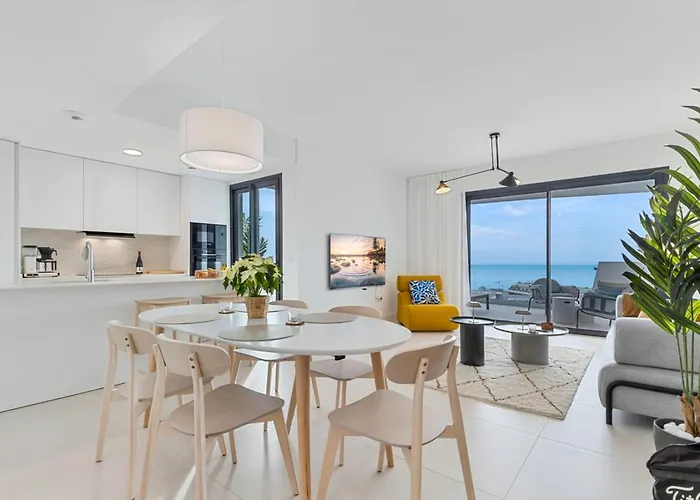 Apartment Elegant In Higueron With Stunning Sea Views